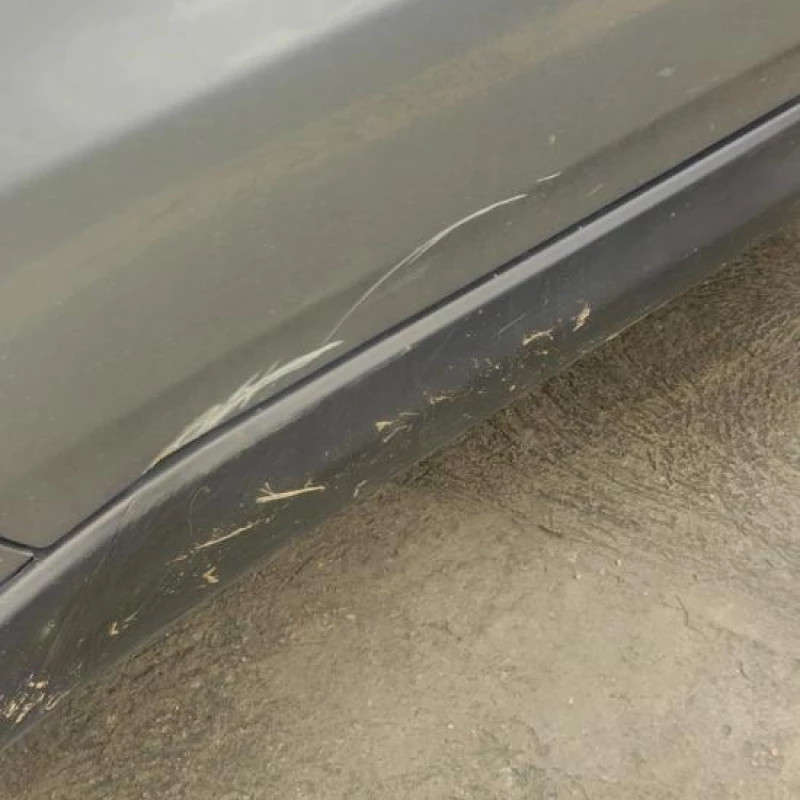Pintura de para-choques e retoques de carros Curitiba Santa Quitéria 